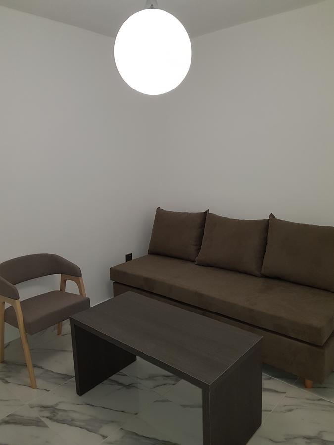 Les Palmiers Petrou Apartments Larnaca Buitenkant foto