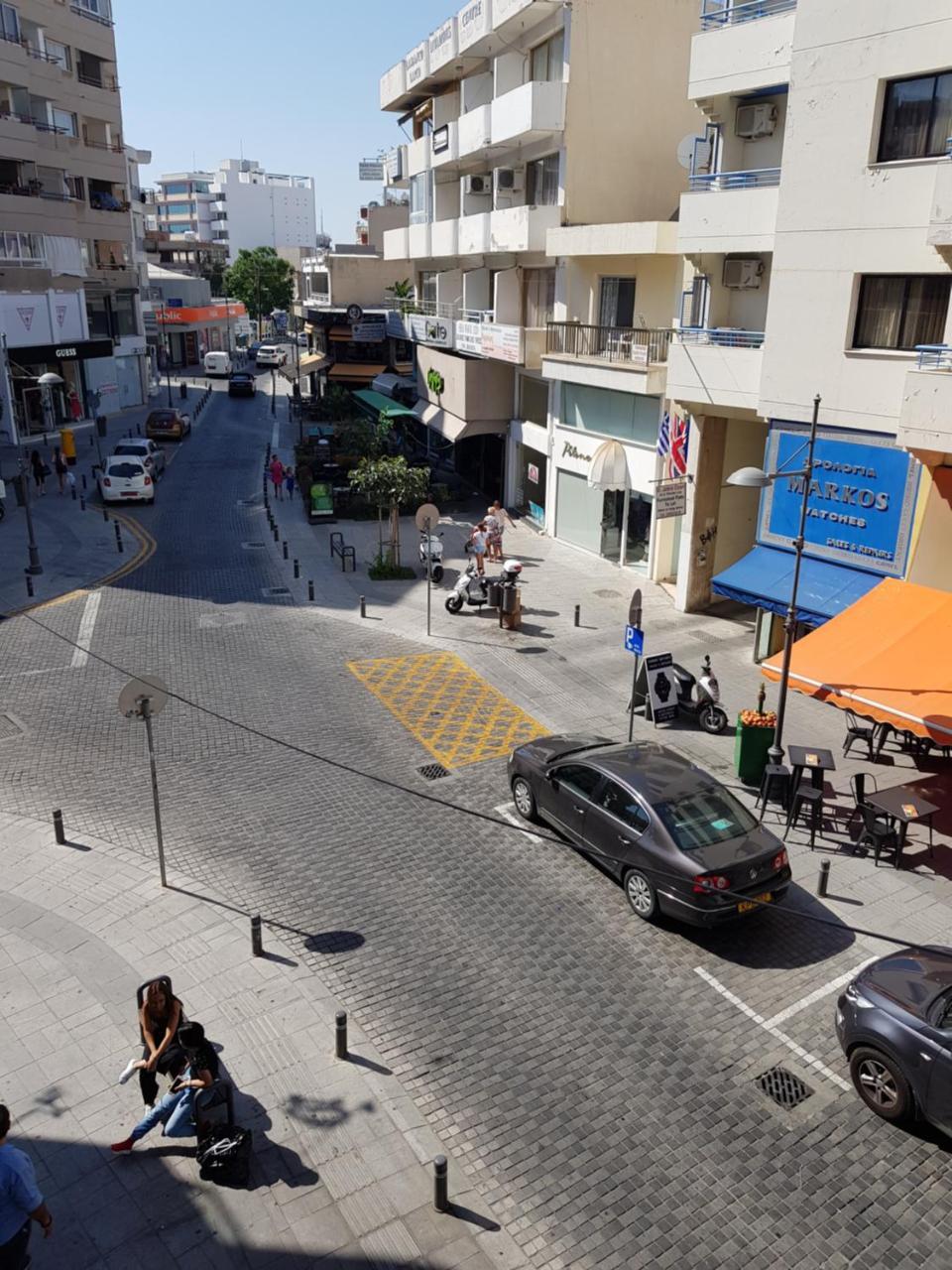 Les Palmiers Petrou Apartments Larnaca Buitenkant foto